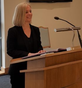 Stephanie-Forster-Humanist-Funeral-Celebrant-Surrey
