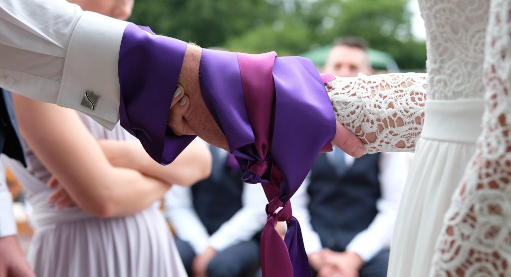 Wedding-handfasting